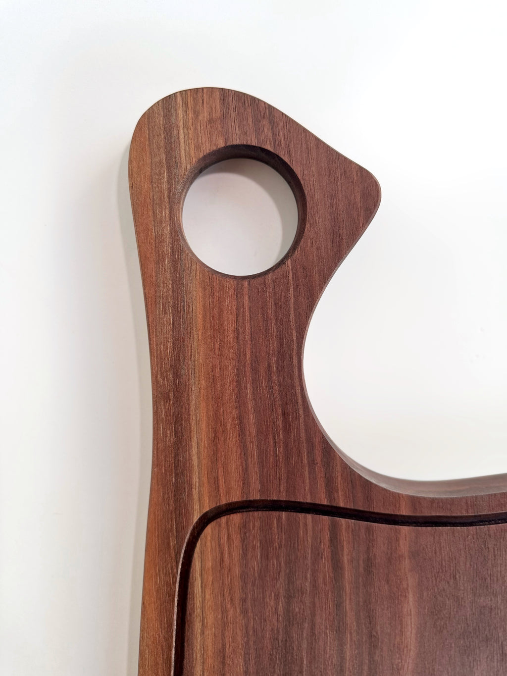 Large walnut cutting board for kitchen and entertaining – The Mallard, perfect for slicing and display.